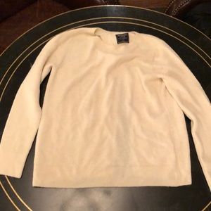 Beautiful wool and open slit back sweater from Abercrombie and Fitch, no stains